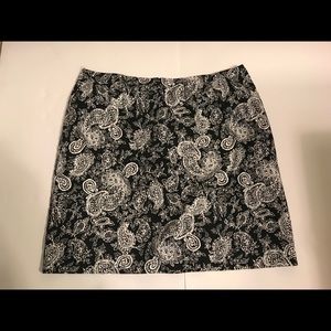 Ralph Lauren Ladies 18w Black and White